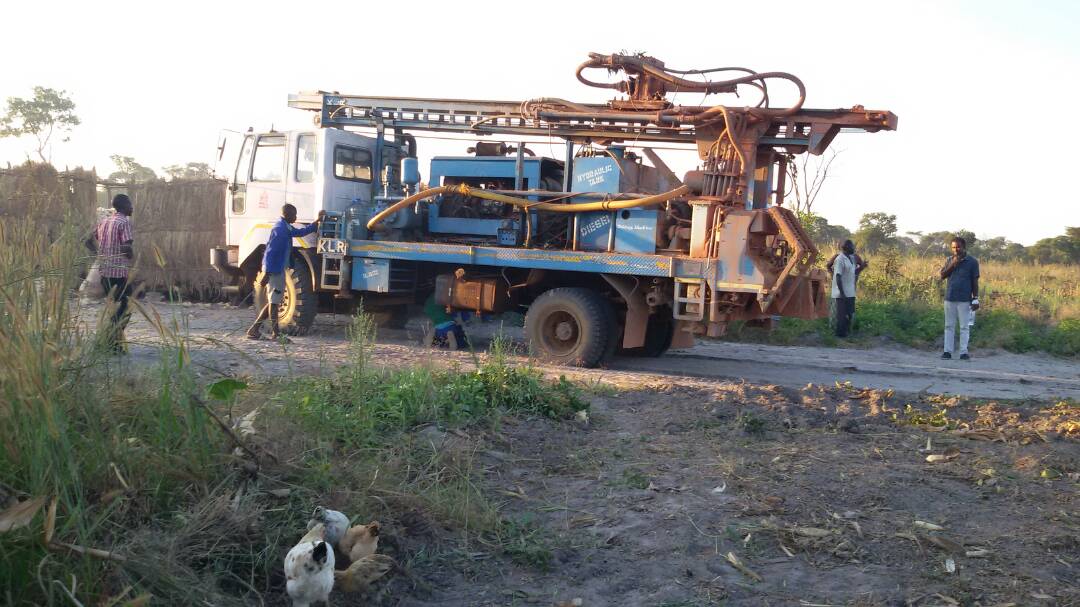 Drilling a borehole at Kalumwange Farm